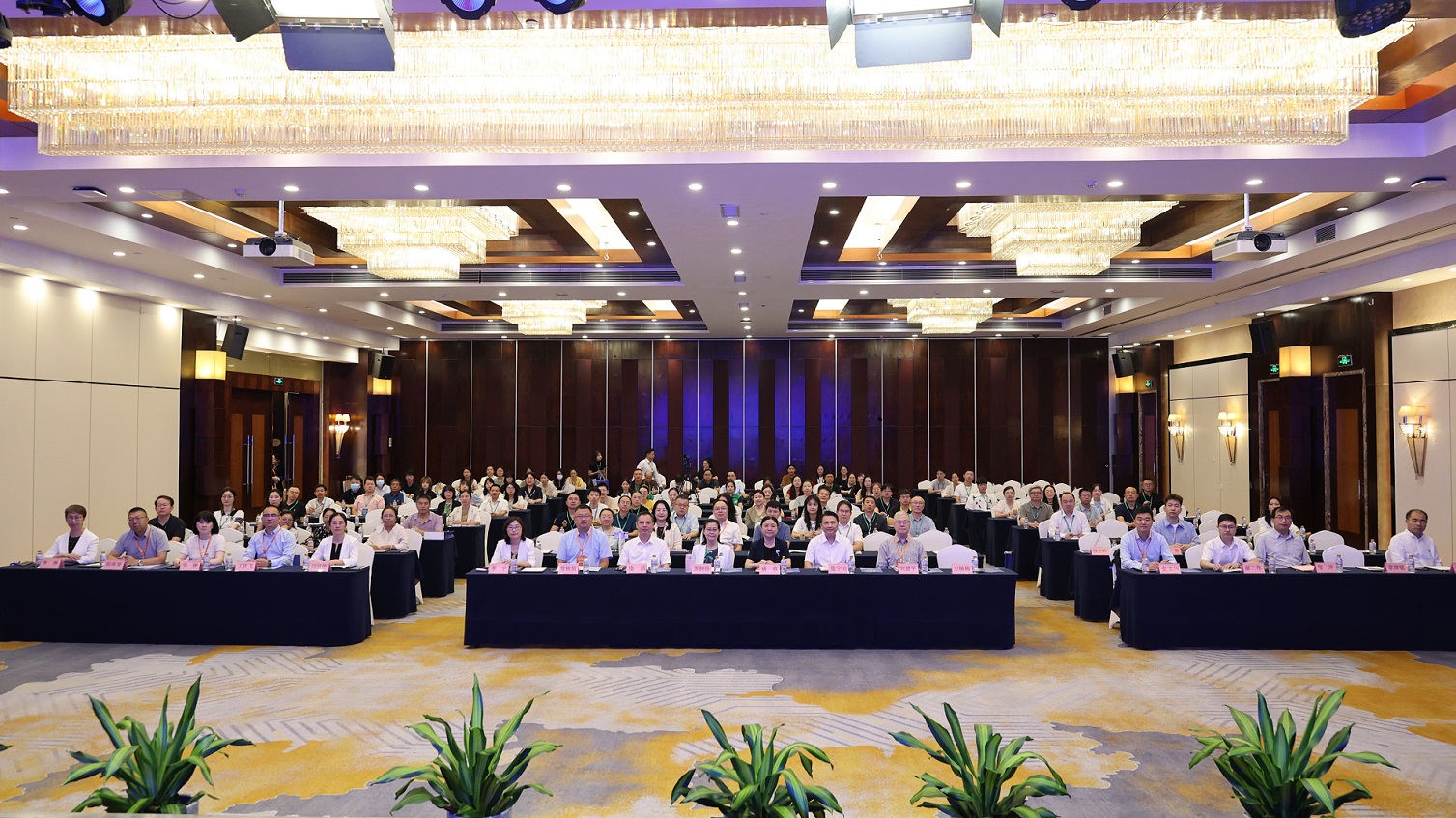 民族医药科技创新与成果转化研修班成功举办